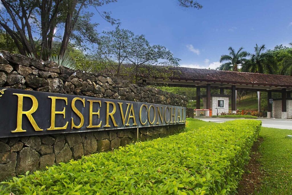 TAXI AIRPORT RESERVA CONCHAL